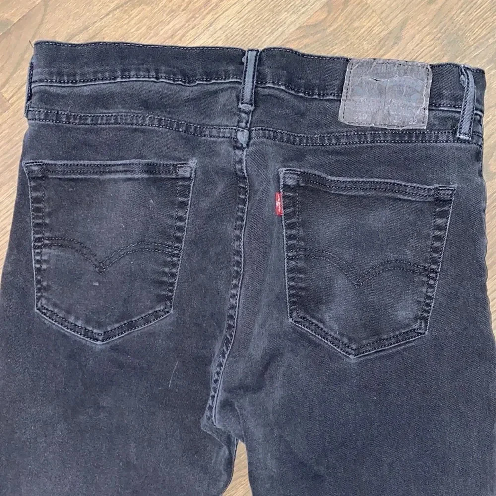 Levi’s straight jeans